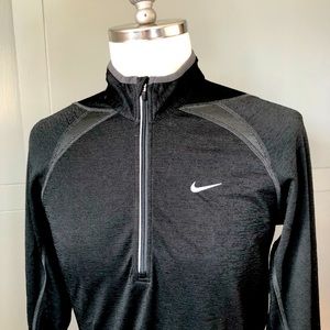Nike top